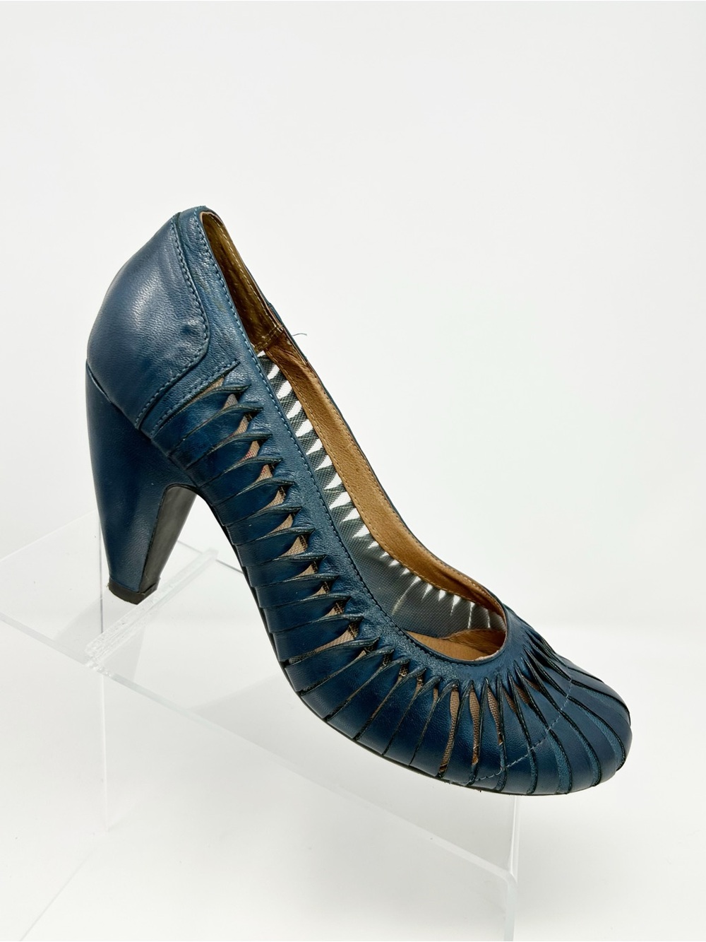 Miz Mooz Womens Pumps Blue Cutout Slip-On Round Toe Mid Heel Shoes Size 8.5
